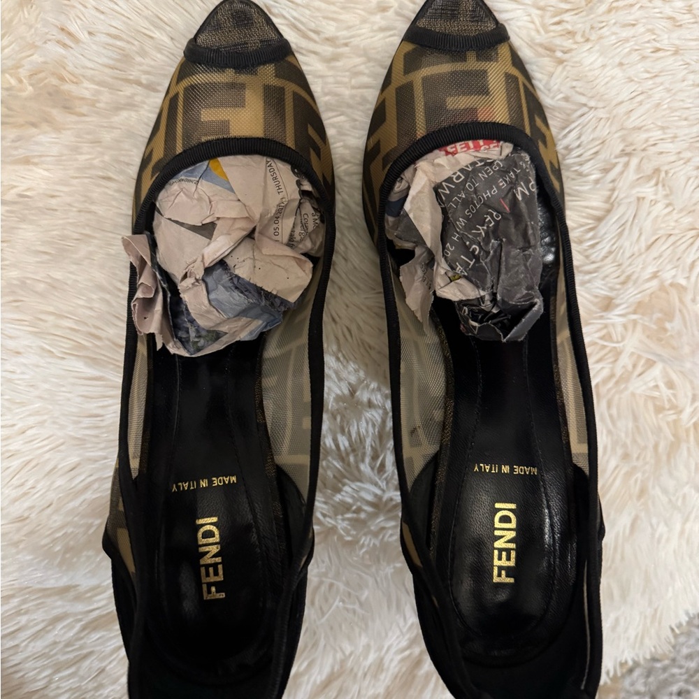 Fendi Black and Gold Geometric Heels